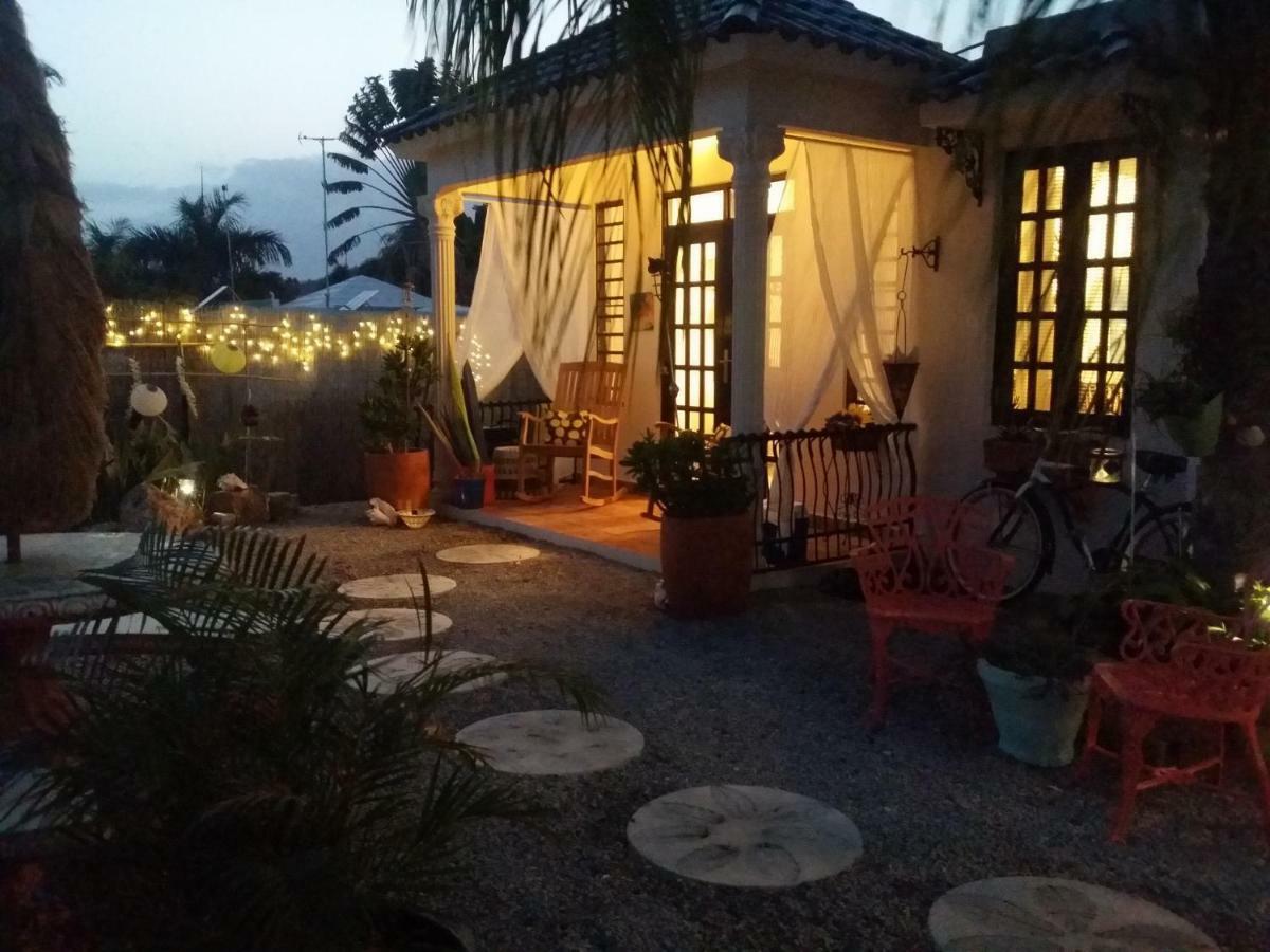 Casa Bonita Inn Ла-Паргера Экстерьер фото